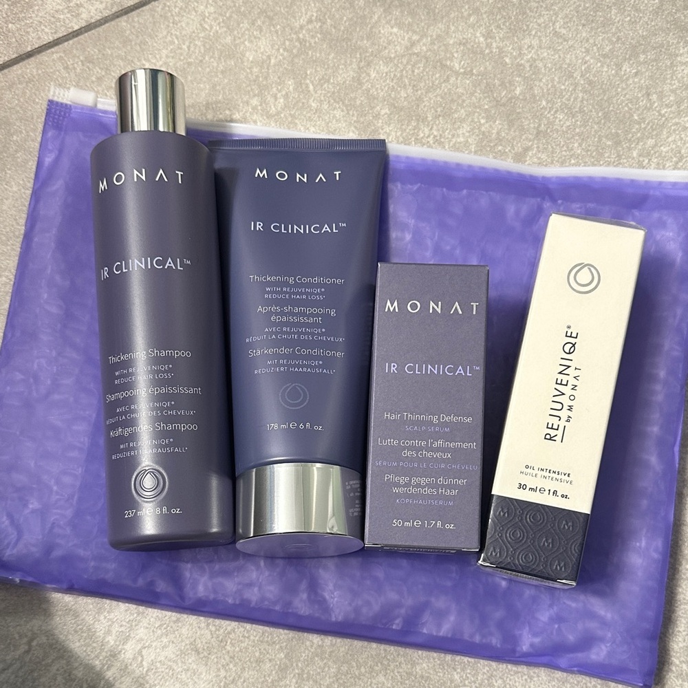 Monat IR Clinical Hair Care Set